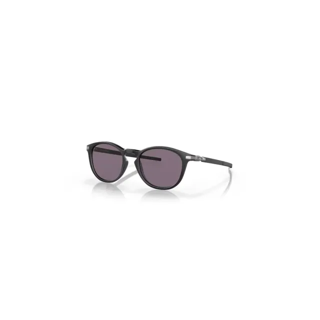 Oakley OO94390 sunglasses