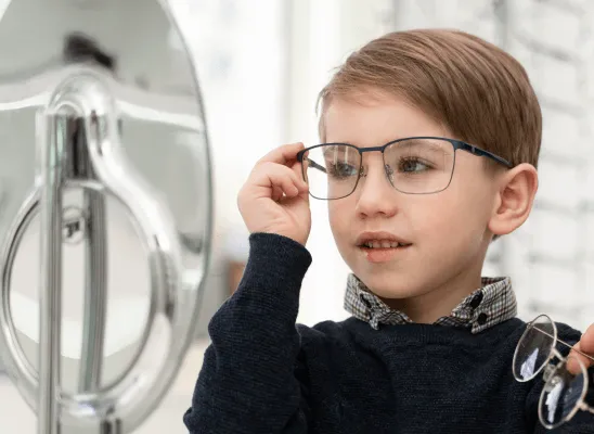 Myopia control glasses